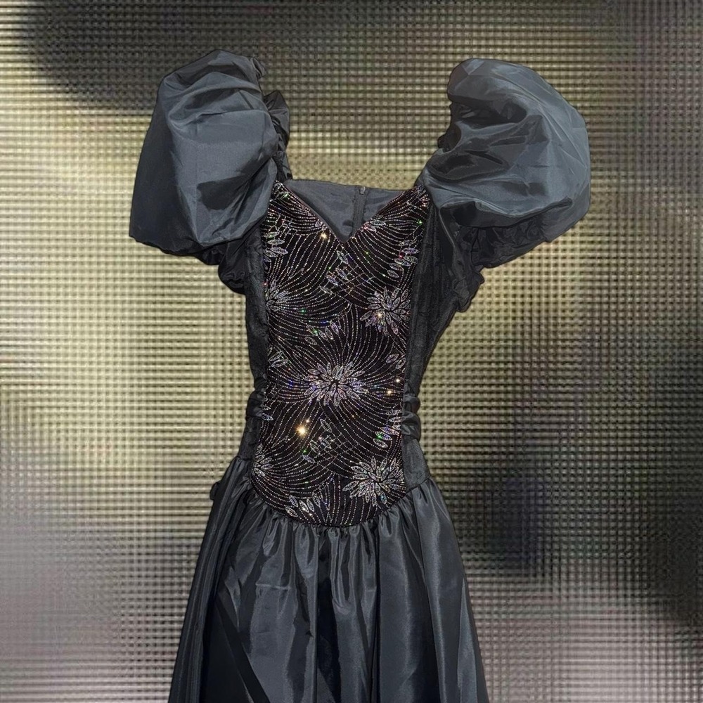 Vintage 1980s Velvet Lace Black Dress
